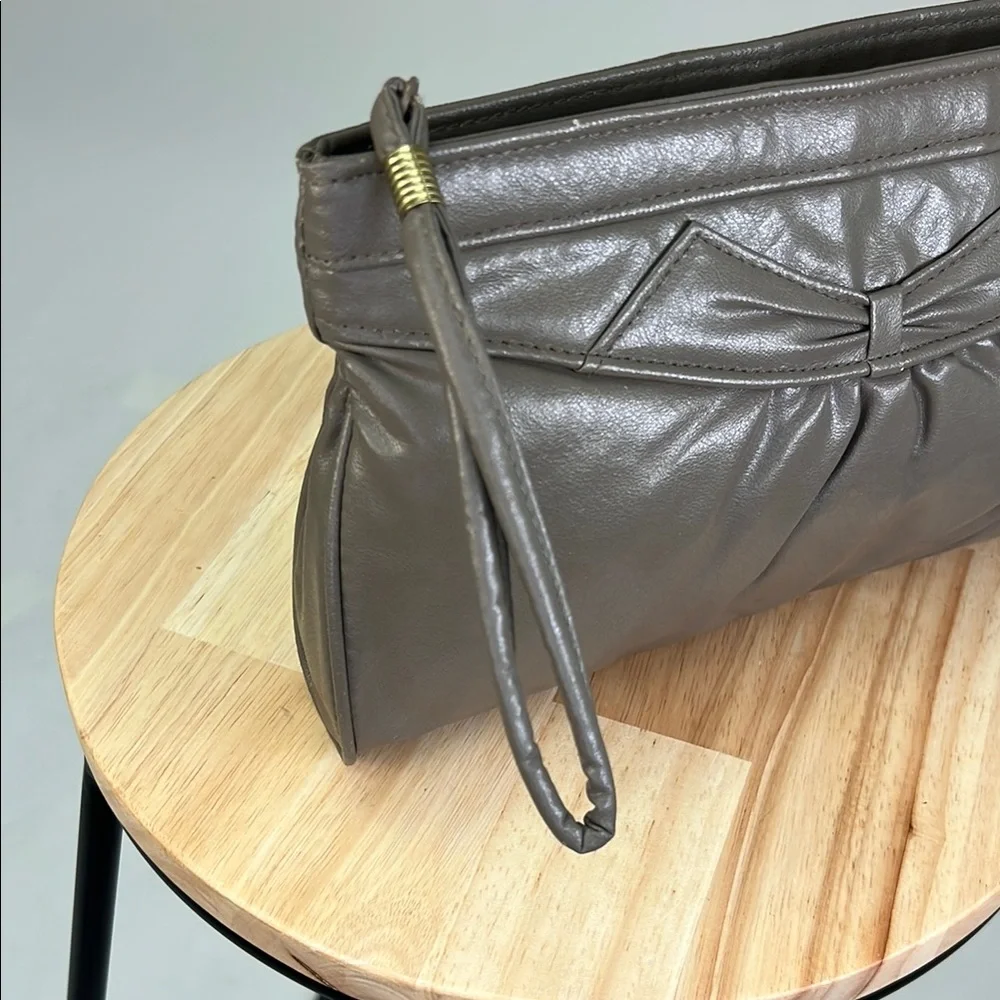 80s Dressy Clutch / Purse / Evening Bag with Zipper Taupe Brown Grey